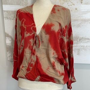 MADE IN ITALY Red/Tan Tye Dye flirty top by scandal italy